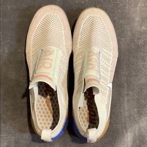 brand new vipormax air nikes size 11 women’s